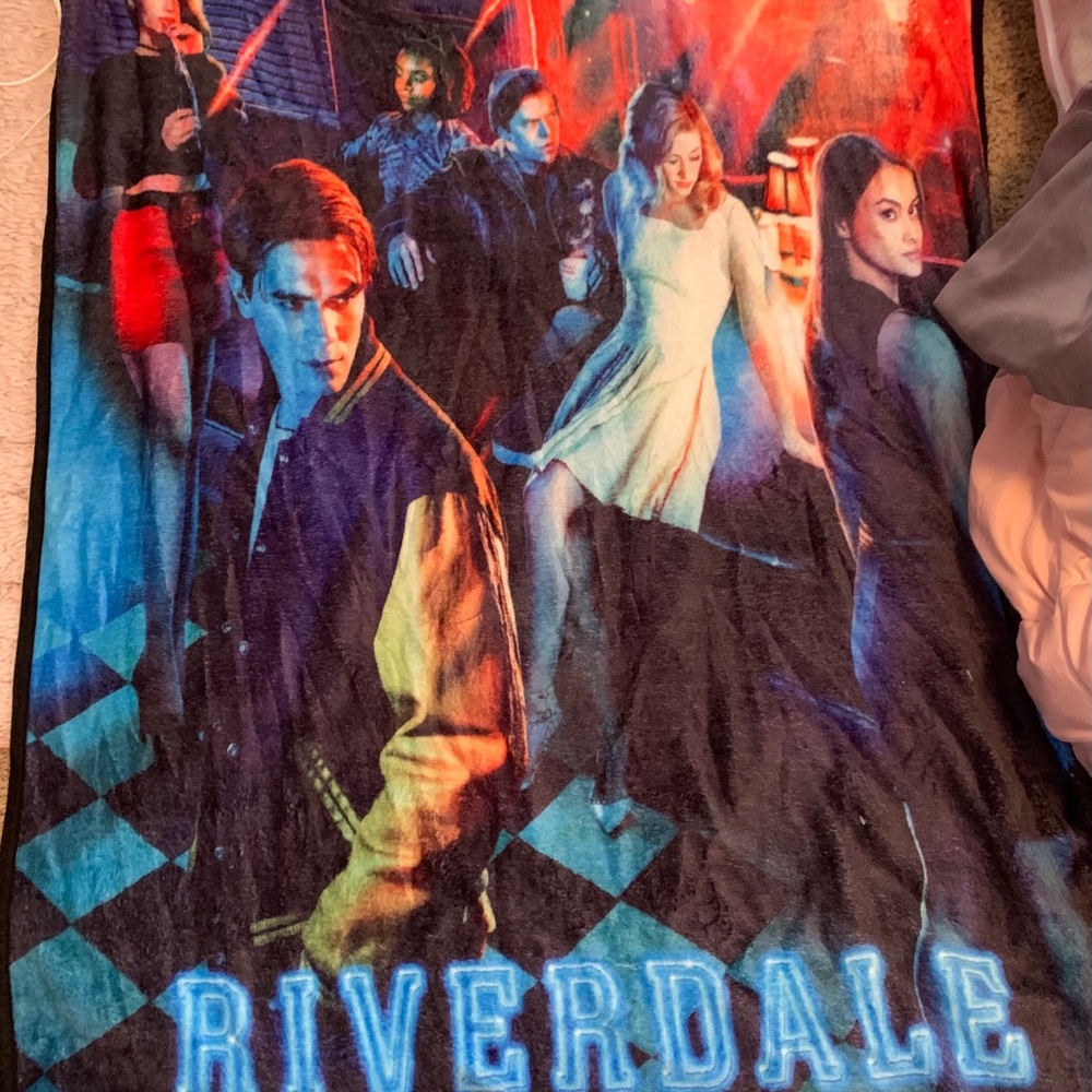 Riverdale Blanket